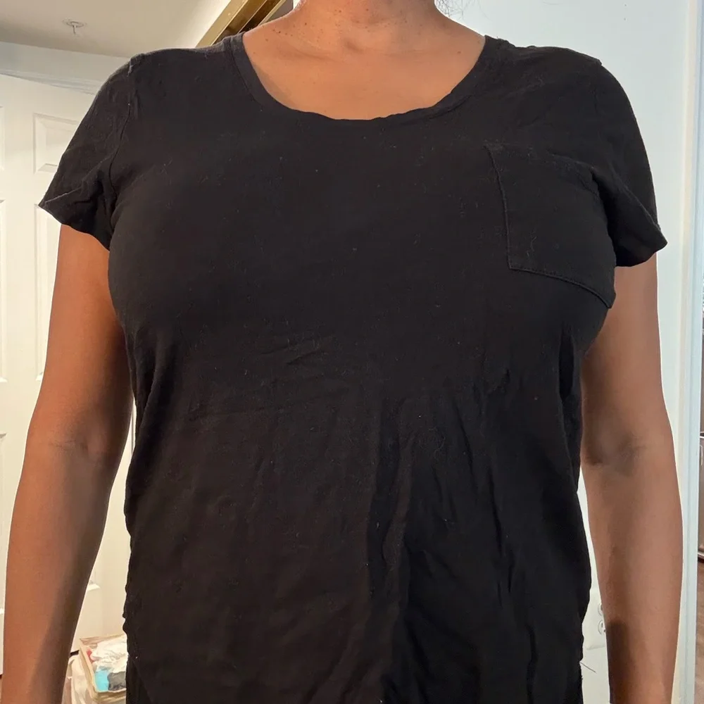 LOFT Vintage Soft scoop neck t-shirt with pocket. Black, size M. - Picture 3 of 6